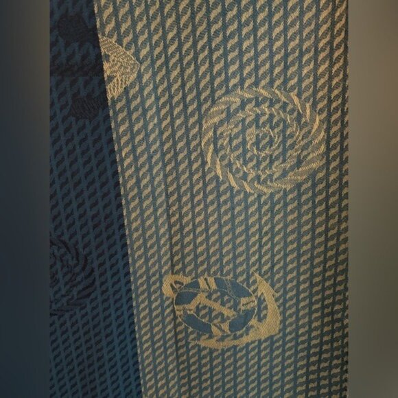 Pashmina Reversible Green & Teal Scarf With Fringe Edges - Picture 7 of 7